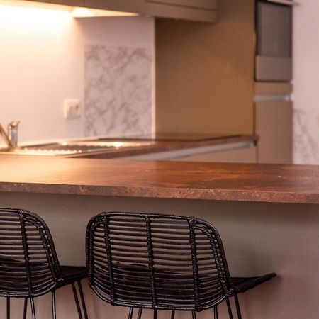 Light And Airy Apartment On Top Location - Industria In Historical Center Amberes Exterior foto