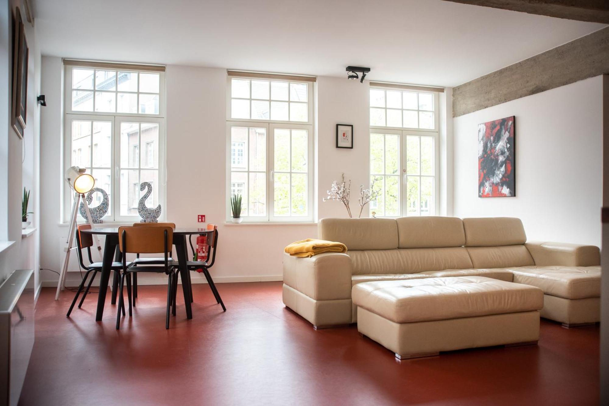 Light And Airy Apartment On Top Location - Industria In Historical Center Amberes Exterior foto